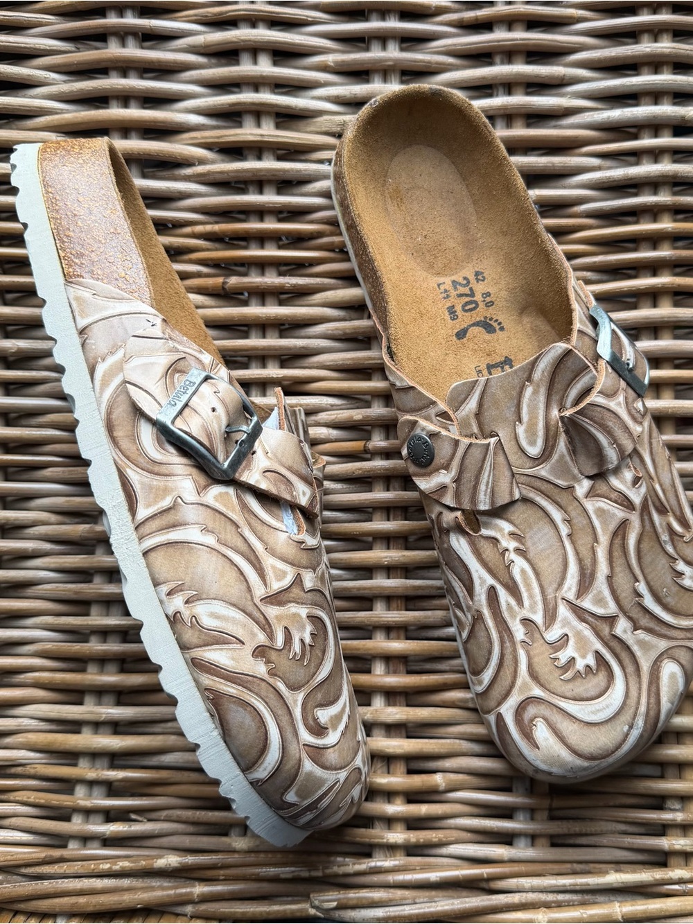 Birkenstock Betula Clogs Tooled Leather Buckle Sandals Women’s 11 US 42 Beige
